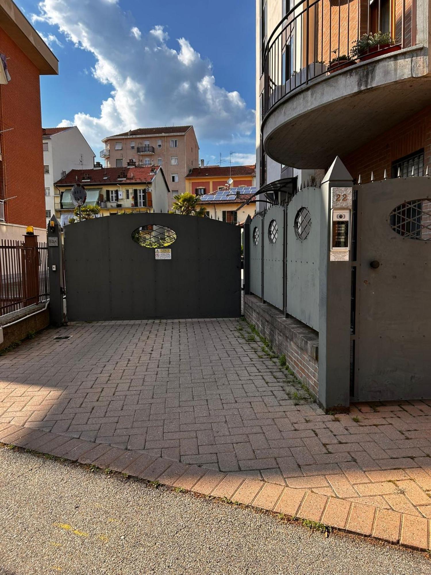 Bon Bon Del Viale-Con Posto Auto Privato Apartment Asti Exterior photo